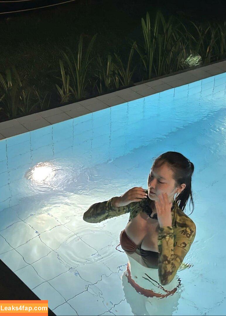 WomenK-pop /  leaked photo photo #3830