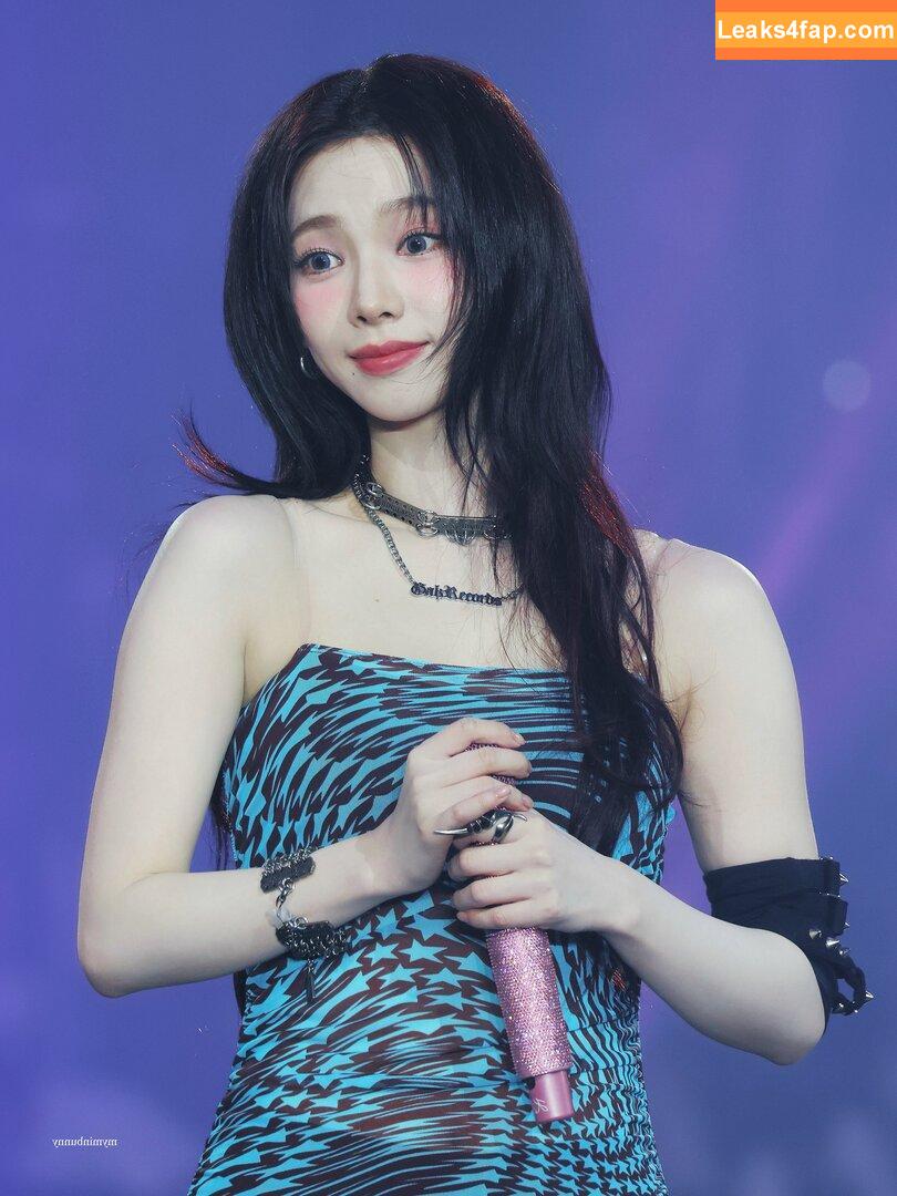 WomenK-pop /  leaked photo photo #3850