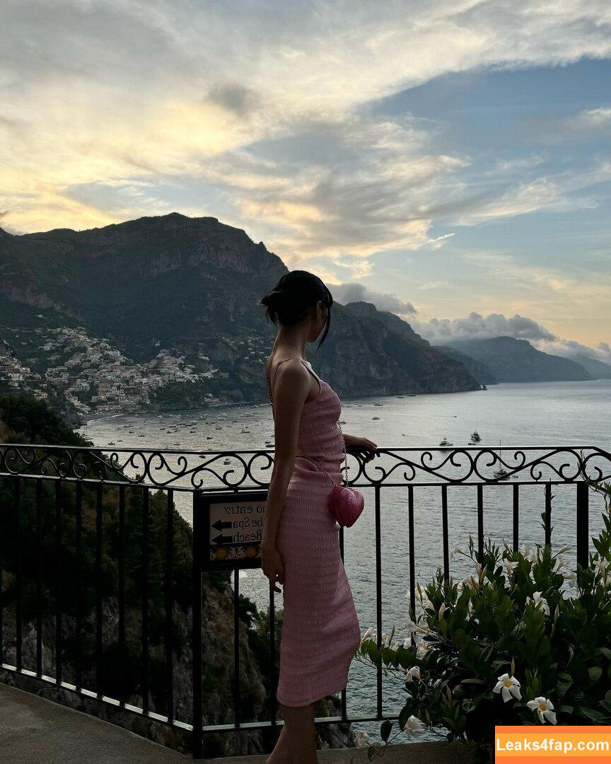 WomenK-pop /  leaked photo photo #3878