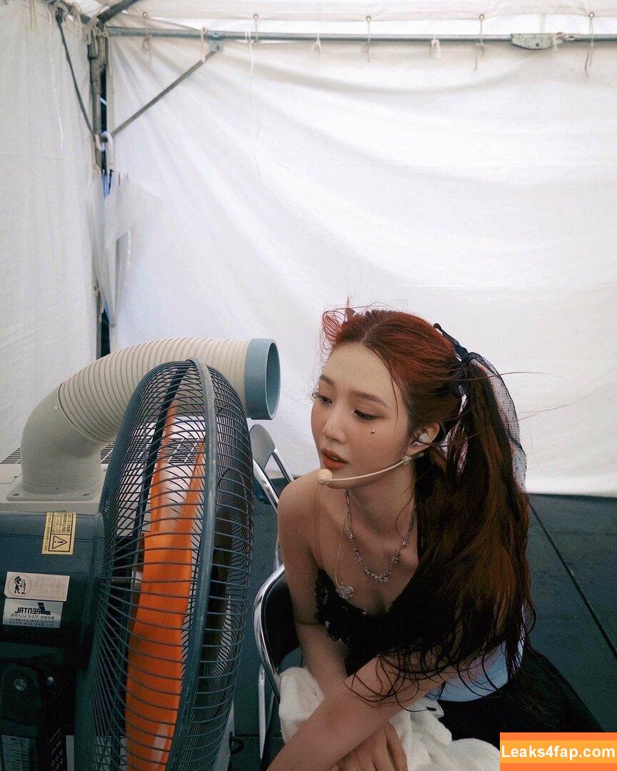 WomenK-pop /  leaked photo photo #3883