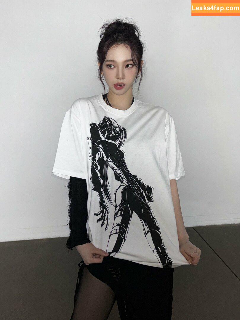 WomenK-pop /  leaked photo photo #3888