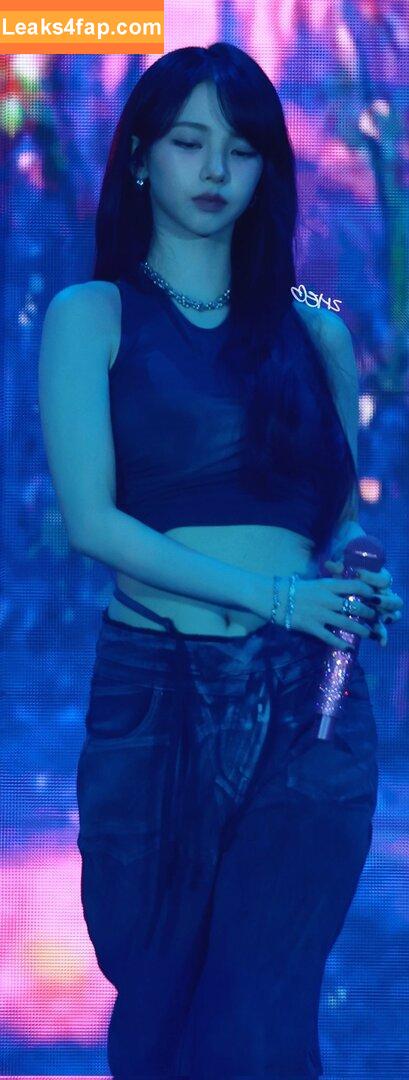 WomenK-pop /  leaked photo photo #3924