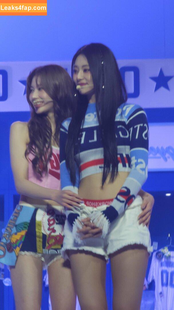 WomenK-pop /  leaked photo photo #3949