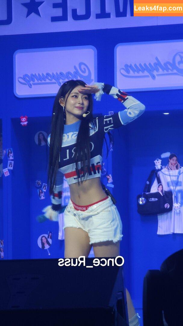 WomenK-pop /  leaked photo photo #3953