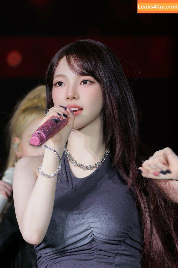 WomenK-pop /  leaked photo photo #3971