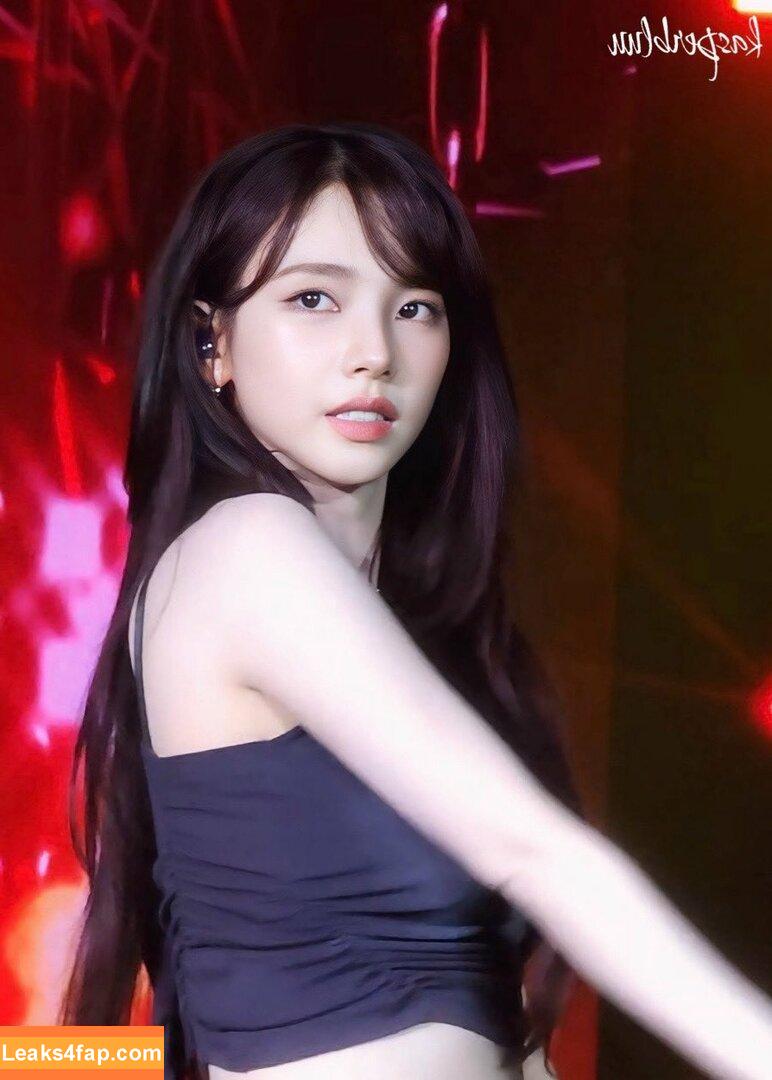 WomenK-pop /  leaked photo photo #3976