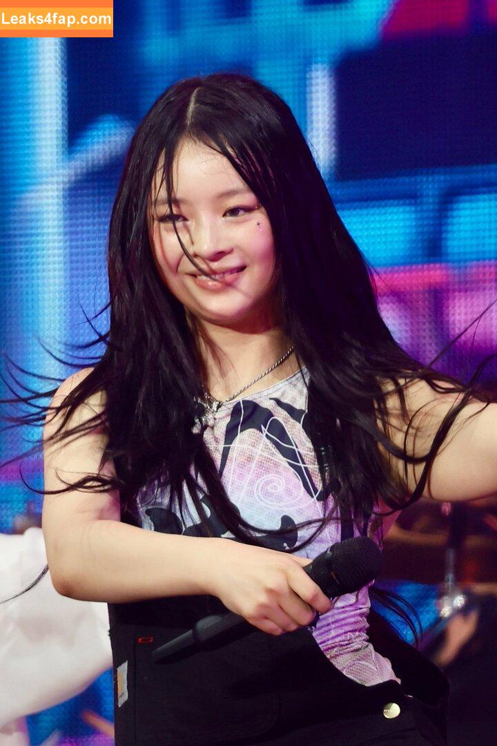 WomenK-pop /  leaked photo photo #3995