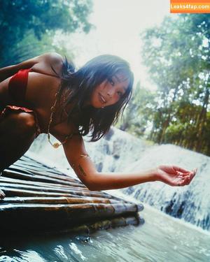 WomenK-pop photo #3033