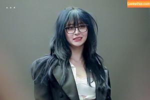 WomenK-pop photo #3198