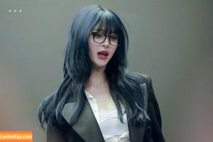 WomenK-pop photo #3199