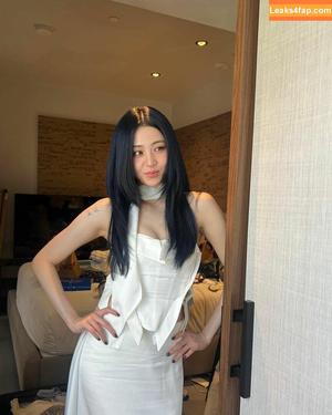 WomenK-pop photo #3210