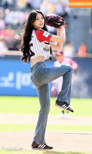 WomenK-pop photo #3274