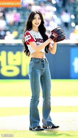 WomenK-pop photo #3285