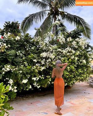 WomenK-pop photo #3344