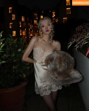 WomenK-pop photo #3352