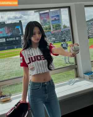 WomenK-pop photo #3372