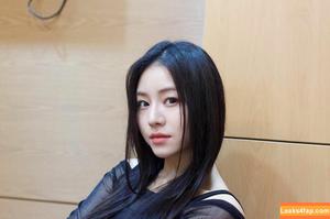 WomenK-pop photo #3405