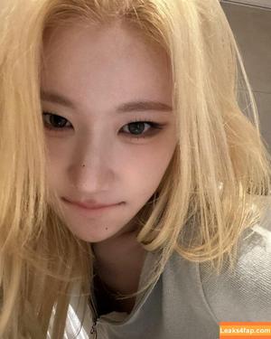 WomenK-pop photo #3414