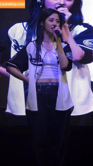 WomenK-pop photo #3433