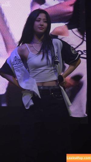 WomenK-pop photo #3438