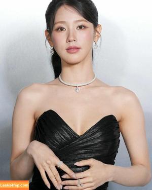 WomenK-pop photo #3447