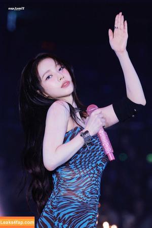 WomenK-pop photo #3509