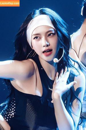 WomenK-pop photo #3557