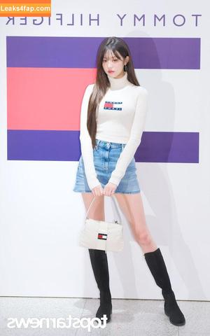 WomenK-pop photo #3571