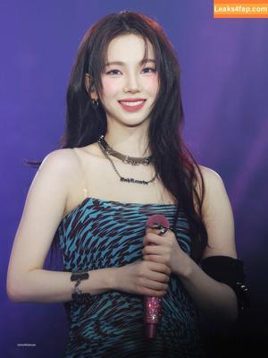 WomenK-pop photo #3640