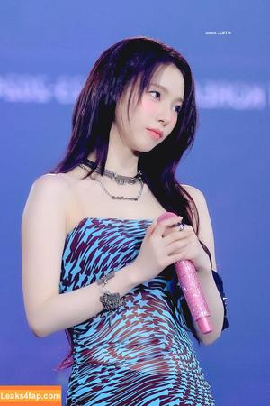 WomenK-pop photo #3648