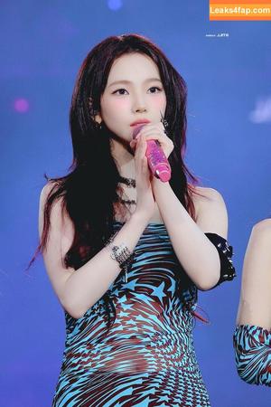 WomenK-pop photo #3649