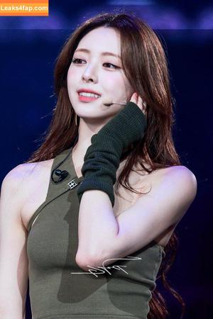 WomenK-pop photo #3670