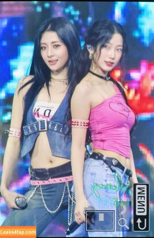 WomenK-pop photo #3728