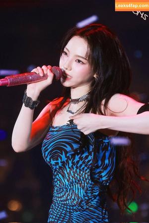 WomenK-pop photo #3767