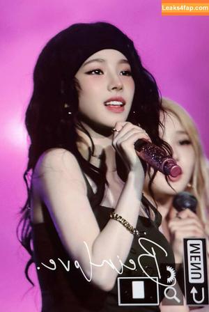 WomenK-pop photo #3797