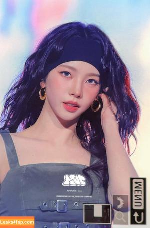 WomenK-pop photo #3813