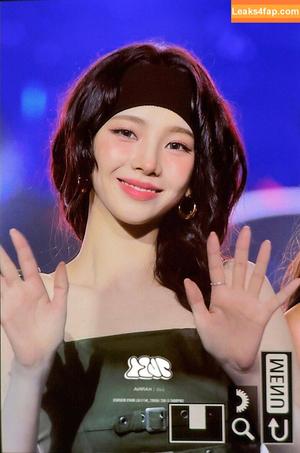 WomenK-pop photo #3818