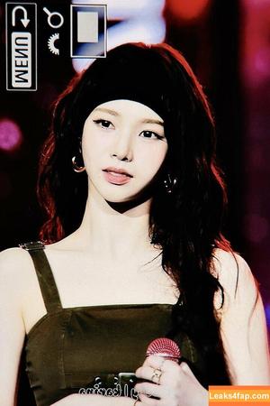 WomenK-pop photo #3820