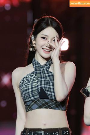 WomenK-pop photo #3841