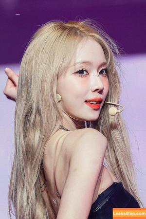 WomenK-pop photo #3844