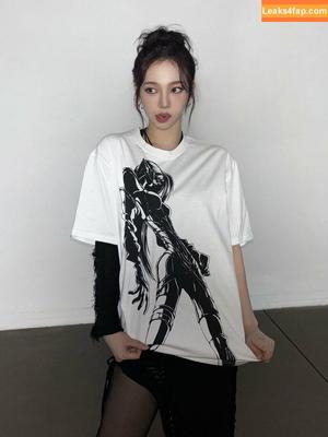 WomenK-pop photo #3888