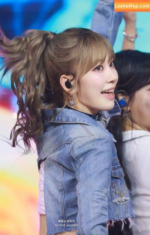 WomenK-pop photo #3894