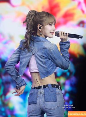 WomenK-pop photo #3897