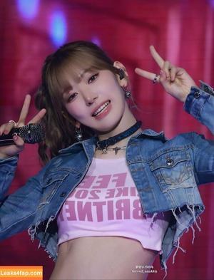 WomenK-pop photo #3902