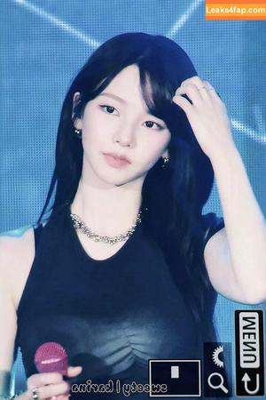 WomenK-pop photo #3915