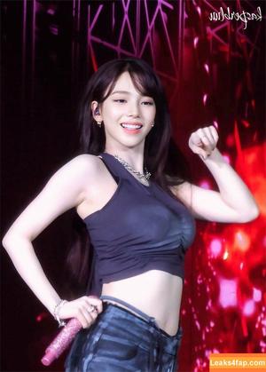 WomenK-pop photo #3978