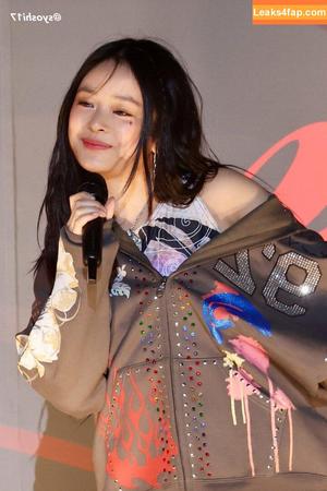 WomenK-pop photo #3994