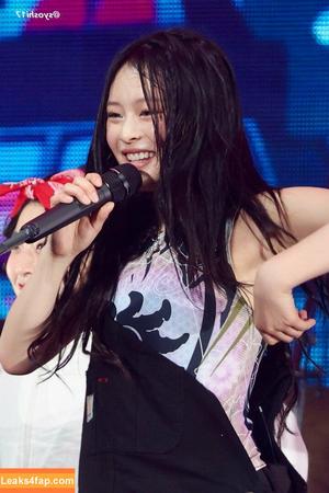 WomenK-pop photo #3996