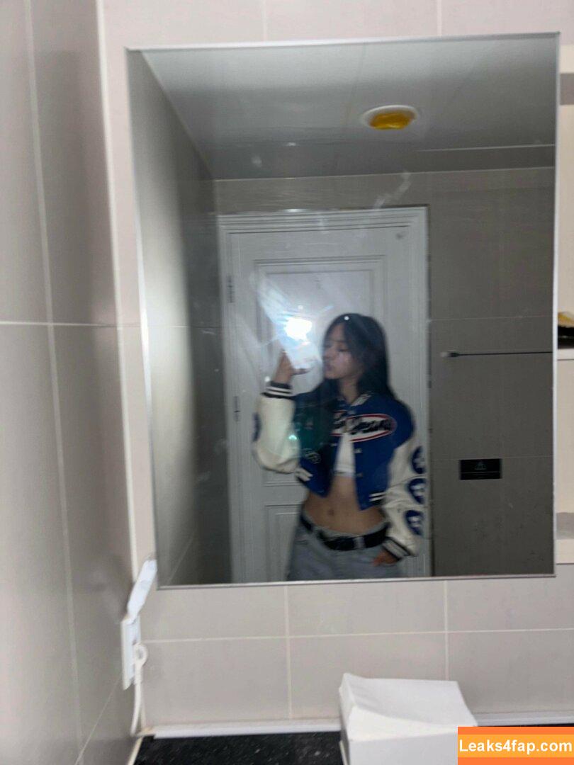 WomenK-pop /  leaked photo photo #4006