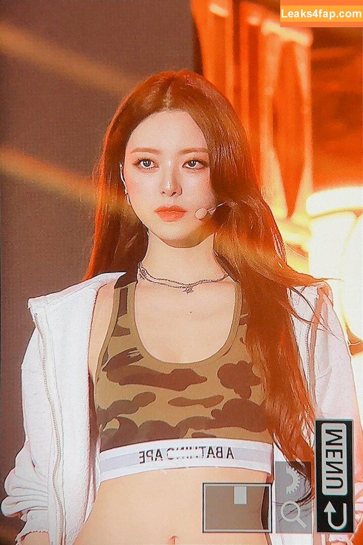 WomenK-pop /  leaked photo photo #4028